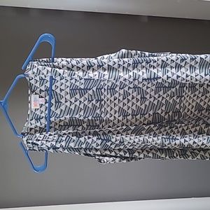 NWT LuLaRoe M Silk-style Joy Long-line Vest in Blue, Grey, White Pattern